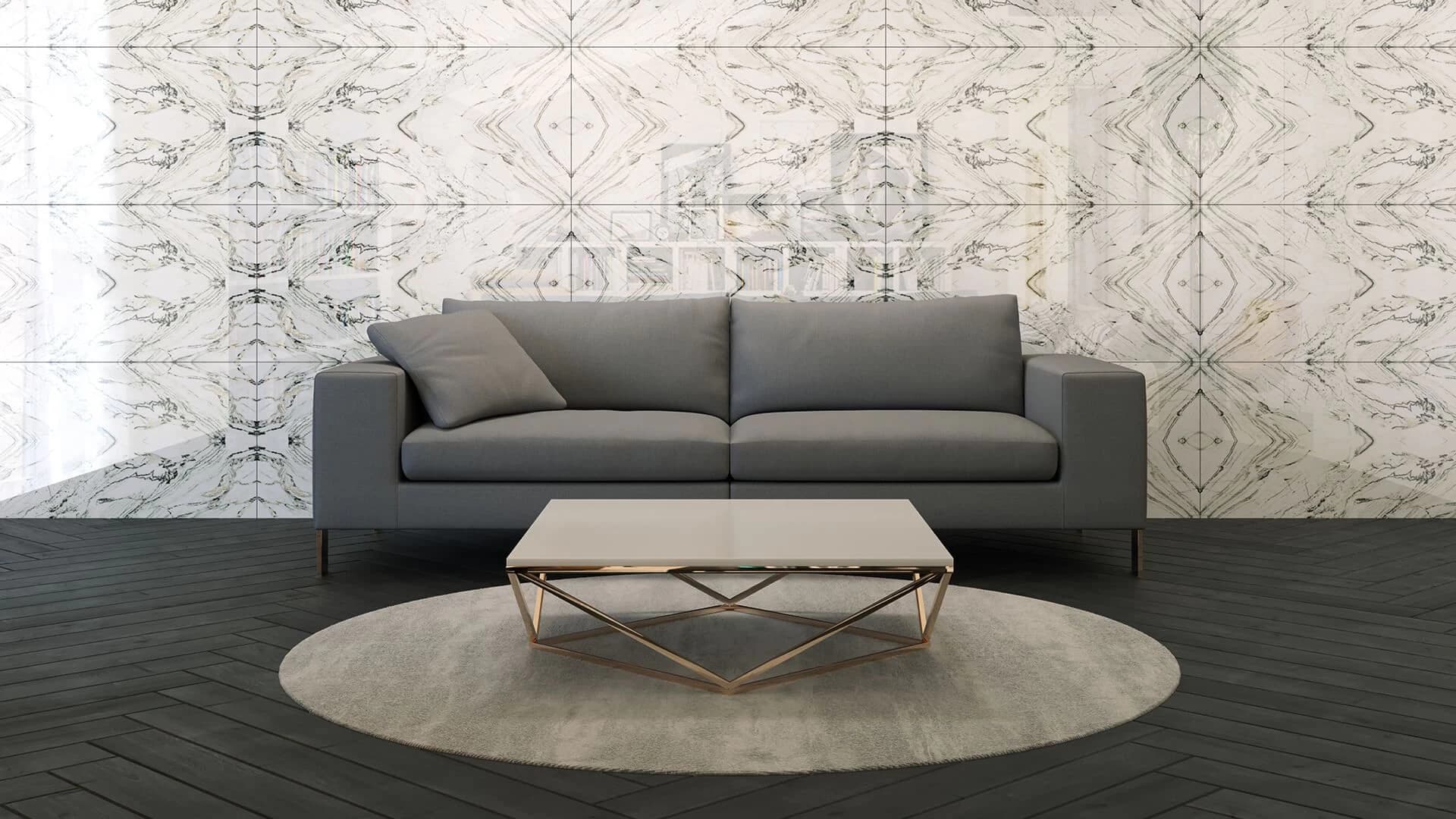 Patio exterior chic con sofisticados adoquines de porcelánico